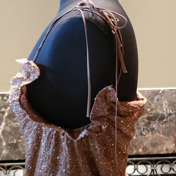 Tank - Picture 3 of 4